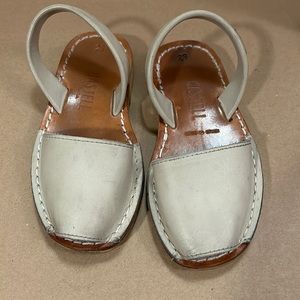 CASTELL Handmade MIBO Menorca TAUPE KIDS AVARCAS size EU 28 US 11
